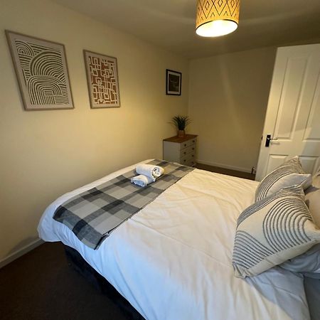 Spacious 3 Bedroom Flat Close To City Center Dalneigh エクステリア 写真
